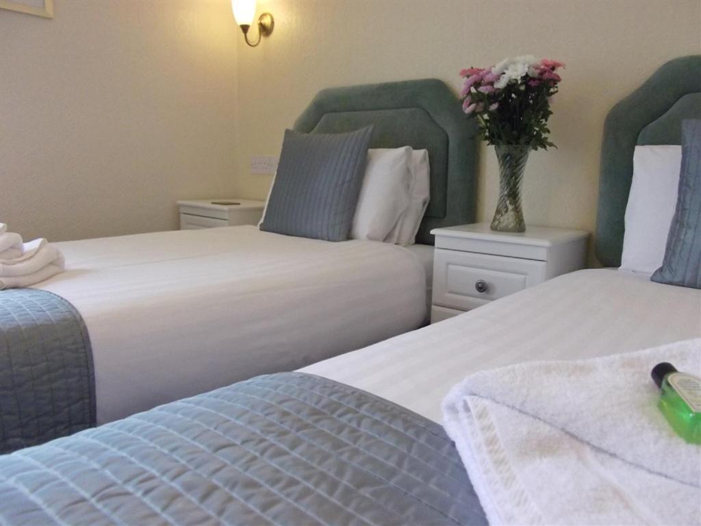 Holmlea Guest House Exclusively For Adults Windermere Extérieur photo