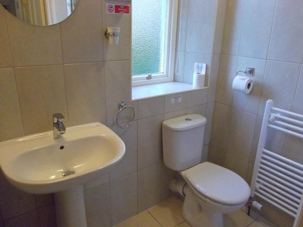 Holmlea Guest House Exclusively For Adults Windermere Extérieur photo
